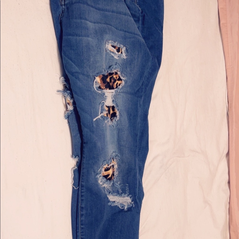 Judy Blue distressed jeans